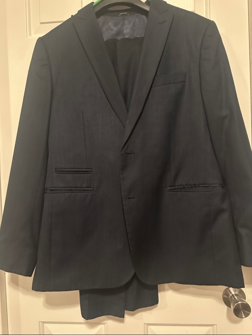 jf j.ferrar Men's Black Two-Button Suit Jacket